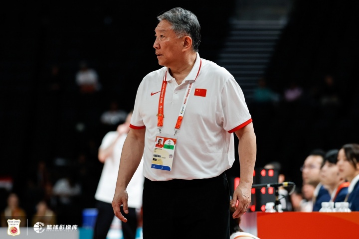 女篮三分13中0！宫鲁鸣：我自己做运动员的时候 也曾10中0
